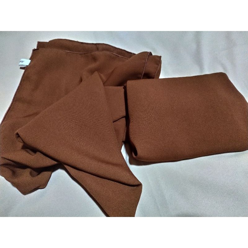 Jual Jilbab Segi Empat Warna Coklat Tawny - Bahan Yoris Premium - Arnav | Shopee Indonesia