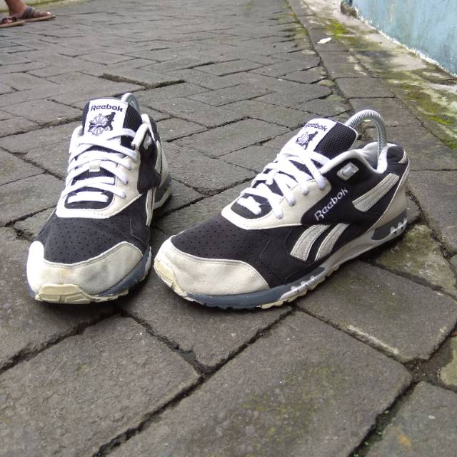 Reebok Shopee Indonesia