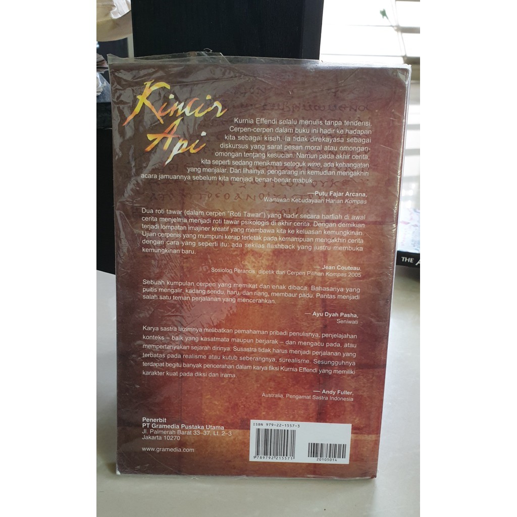 Buku Novel Kumpulan Cerpen : Kincir Api by Kurnia Effendi | Shopee Indonesia