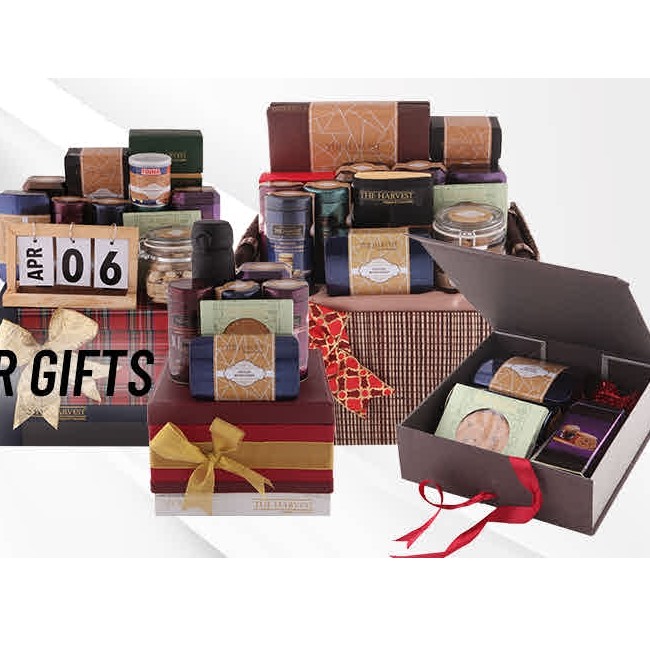 GIFT / HAMPERS / PARCEL / PAKET HADIAH KUE LEBARAN / NATAL