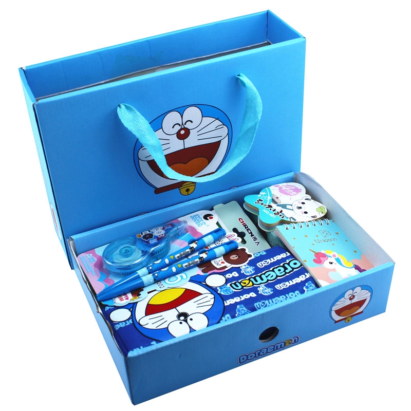 Lebih banyak tren hadiah untuk siswa sekolah menengah. hadiah hadiah