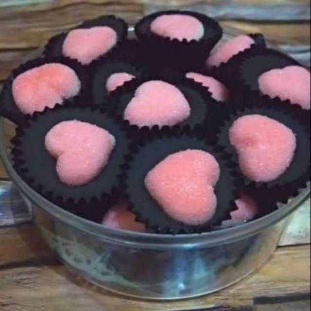 Jual Coklat Yupi Love, Coklat Lebaran | Shopee Indonesia
