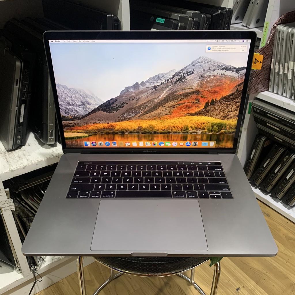 Jual Macbook Pro Touchbar 15 Inch 2017 Core I7 2.9Ghz Ram 16 Gb Ssd 500 Gb Second Original | Shopee Indonesia