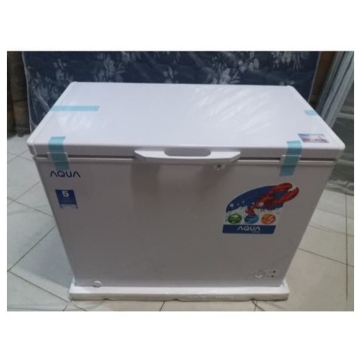 Jual BIG PROMO AQUA Chest Freezer / Box Freezer 200 Liter AQF200 PROMO GARANSI RESMI Shopee