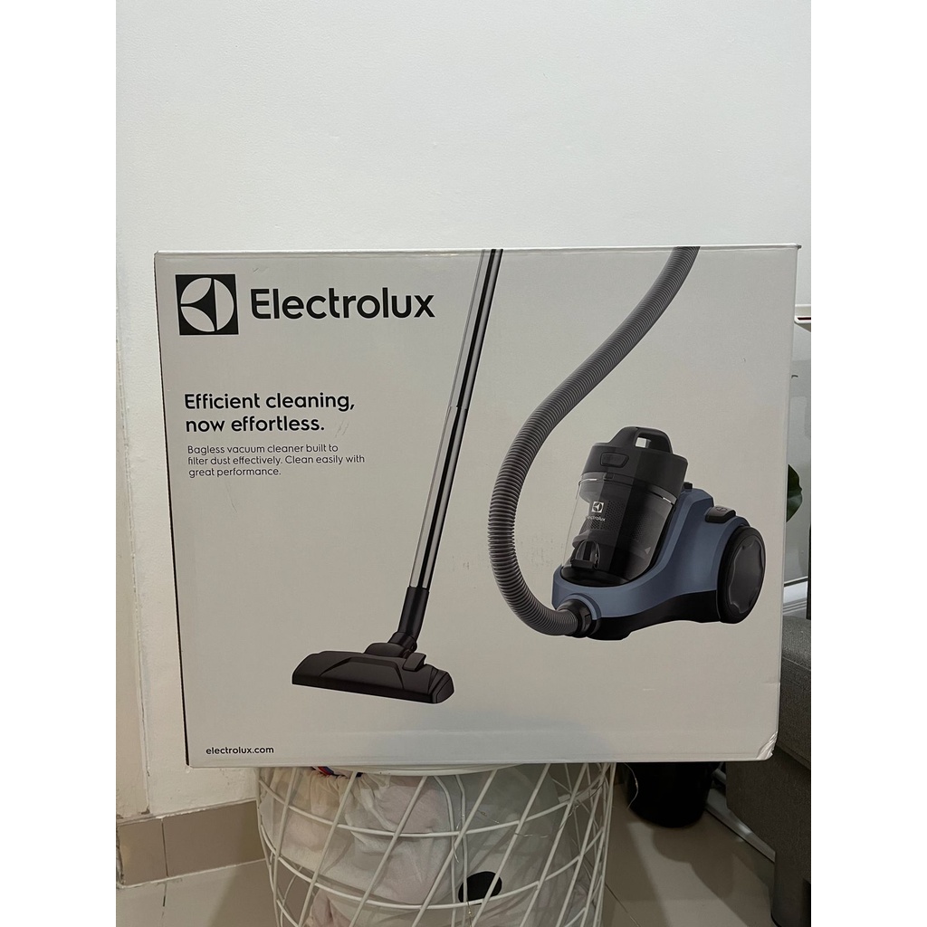 Jual Electrolux Vacuum Cleaner Bagless Model EC312BB Shopee Indonesia