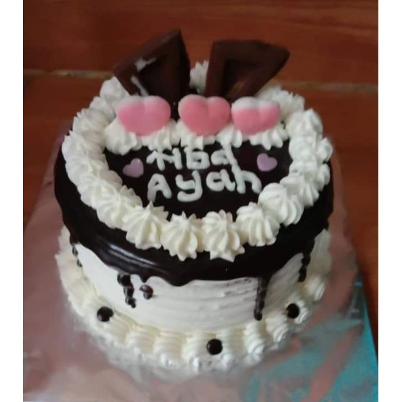 Jual Kue Ultah Cokelat Butter Putih | Shopee Indonesia