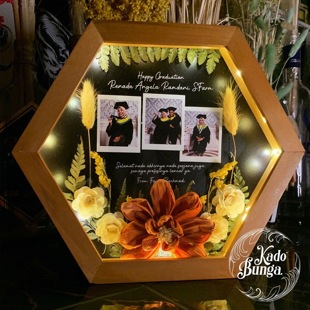 KADO FRAME HEXAGONAL 3D FOTO POLAROID+LAMPU UNTUK