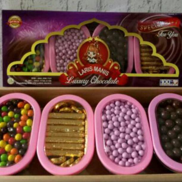 Jual Paket Coklat Premium / Paket Coklat Lebaran Kue Lebaran 2018 Indonesia|Shopee Indonesia