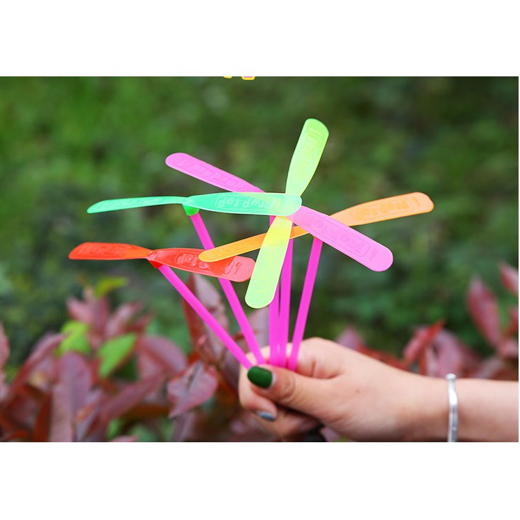 Jual Mainan Baling-Baling Anak, Baling-Baling Tangan, Kincir Angin, Mainan Anak-Anak | Shopee Indonesia