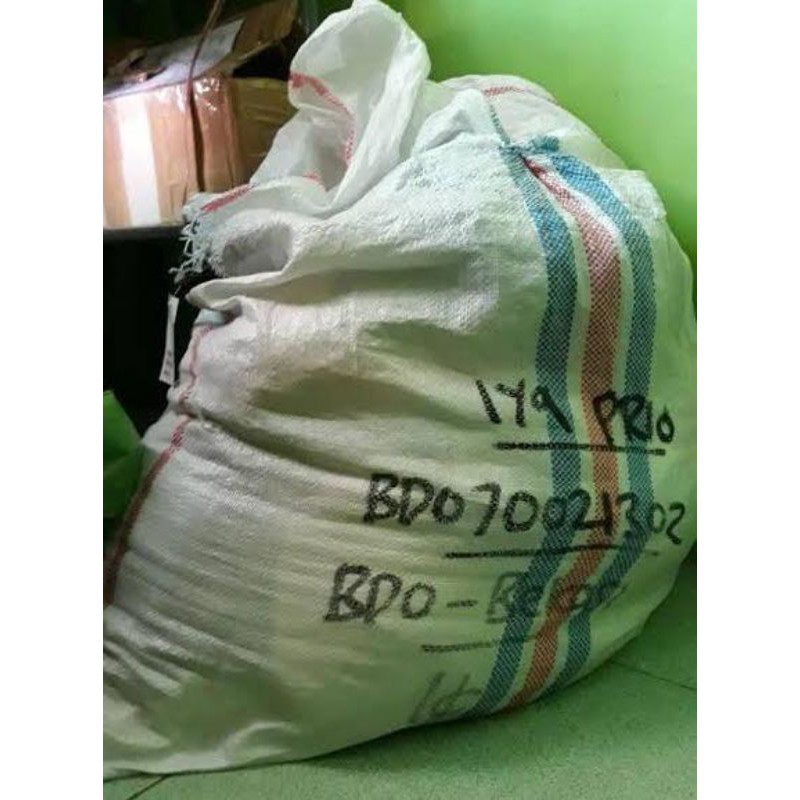 Harga Sekarung Baju Terbaru Oktober 2021 | BigGo Indonesia