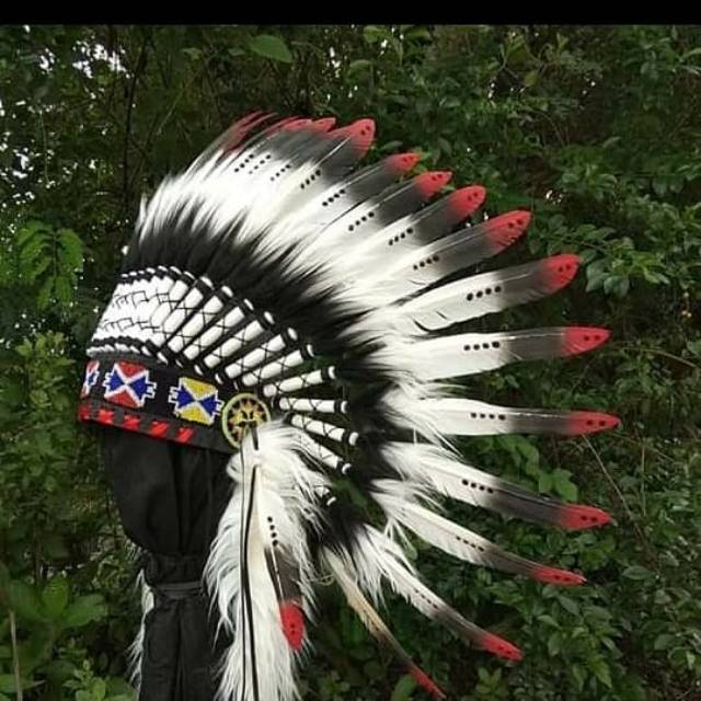 Foto Kepala Suku Indian Apache