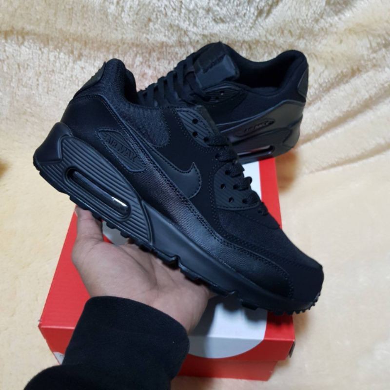 Jual Sepatu Nike Air Max 90 Triple Black | Shopee Indonesia
