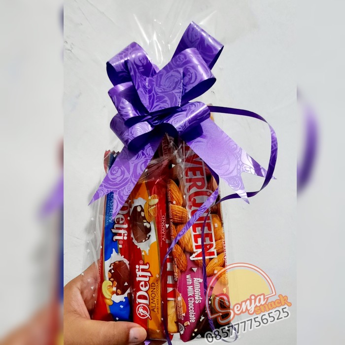 Jual Parcel Paket Coklat Cokelat Silverqueen Delfi Valentine 073 | Shopee Indonesia