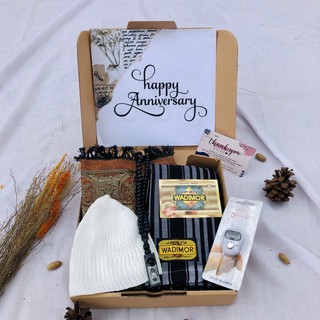 HAMPERS SARUNG IBADAH PRIA / kado ultah pacar jam tangan hadiah alat ibadah  sholat jumat muslim dompet gift box ulang tahun anniversary wedding  graduation LDR khitan suami ayah bapak termurah terlaris viral