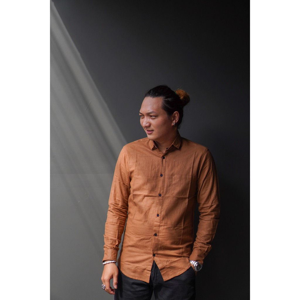 Jual Kemeja Polos Lengan Panjang Slimfit Pria Dan Wanita Unisex - Coklat | Shopee Indonesia