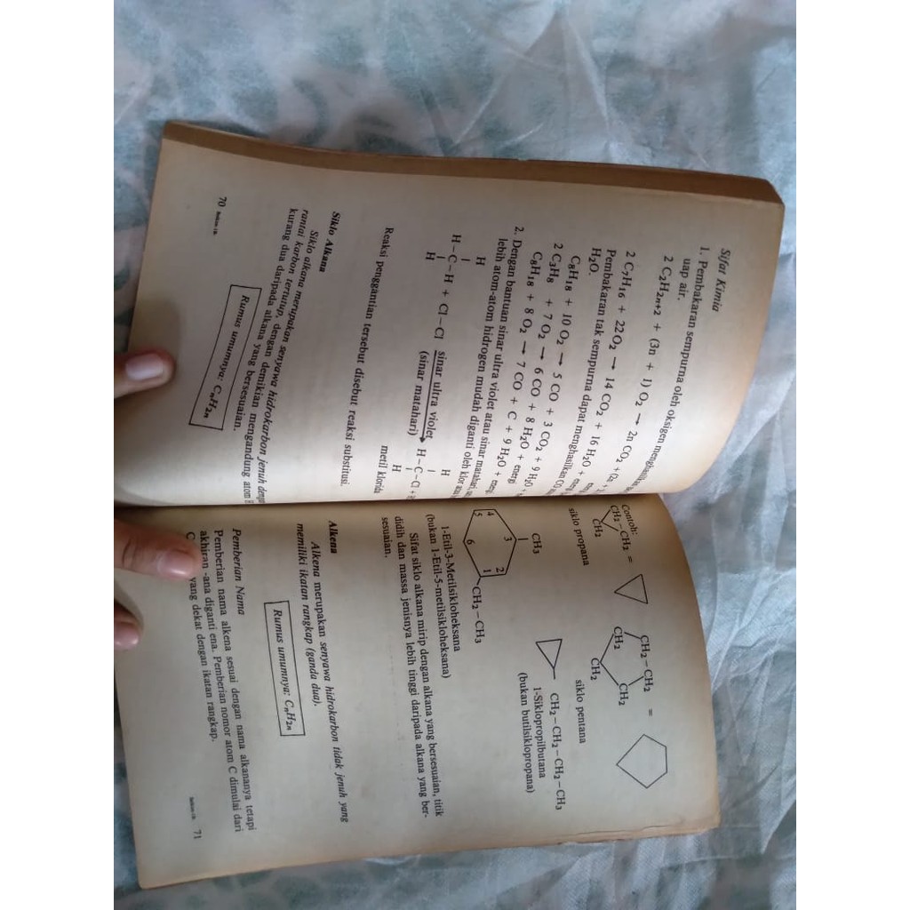 Buku Belajar Kimia untuk SMA Kelas 10 Semester 2 Kurikulum 1984 GBPP 1987 |  Shopee Indonesia