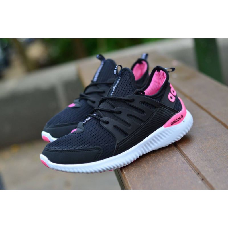 Sepatu Wanita Adidas Grade Ori Vietnam, Running Shoes Lari