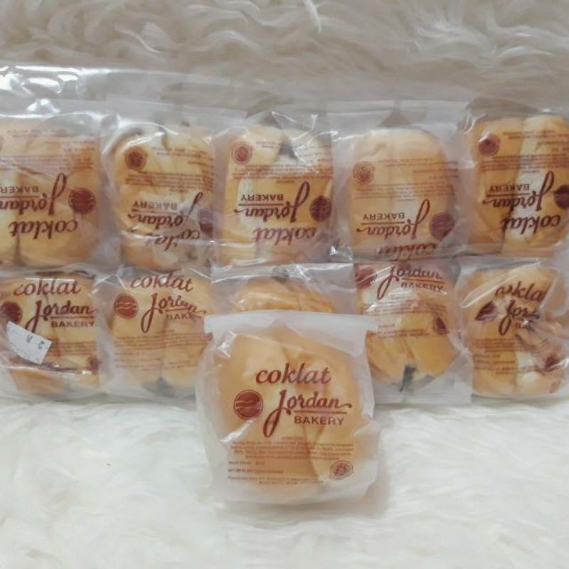 Jual Roti Coklat Nanas Jordan Bakery 1 Pack Isi 10 Pcs | Shopee Indonesia
