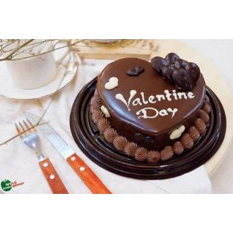 Jual Kue Ulang Tahun Ultah - Black Forest Bentuk Love - Free Kartu Ucapan | Shopee Indonesia