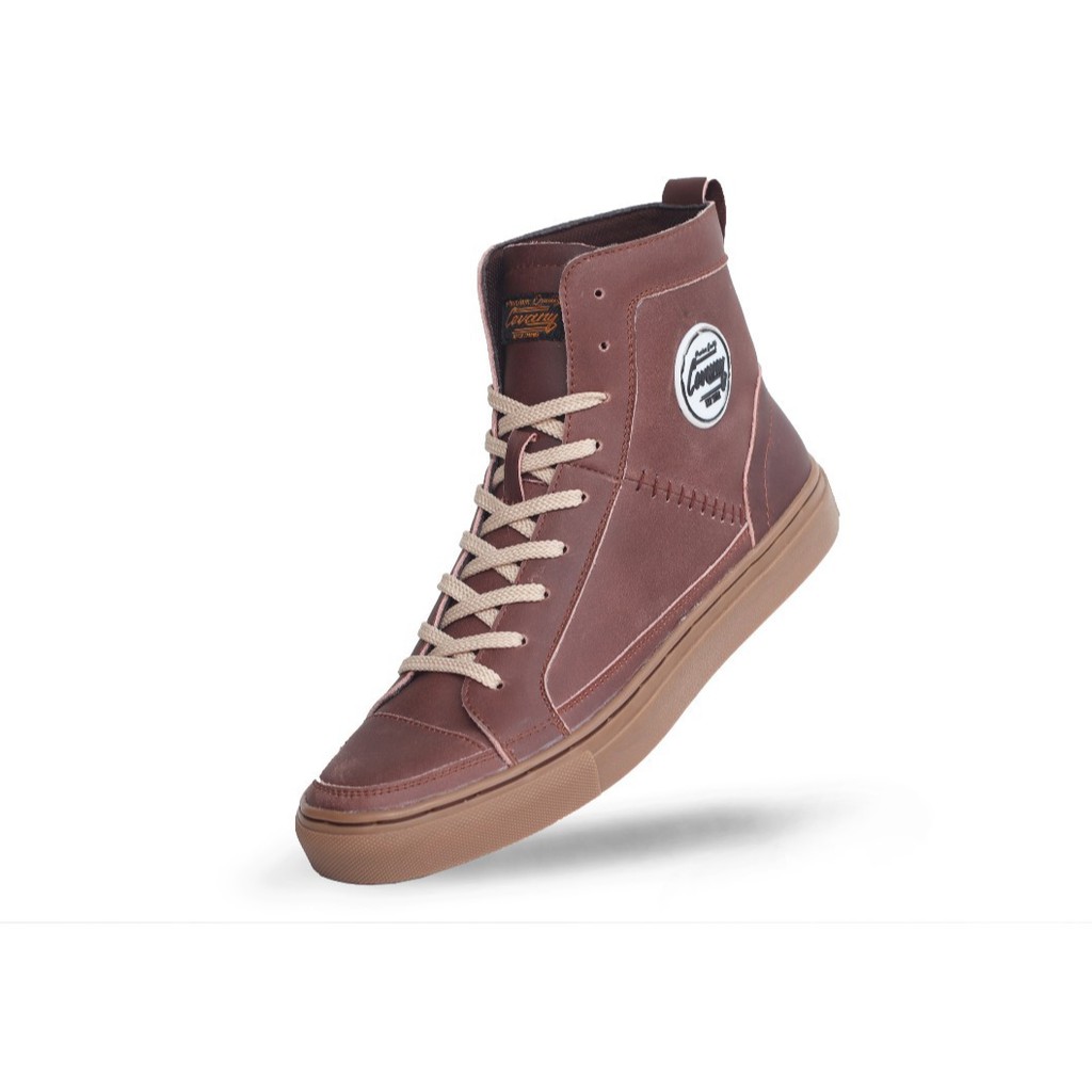 Jual Sepatu Sneakers Pria High Top Classic Kulit Asli Cevany Apuy | Shopee Indonesia