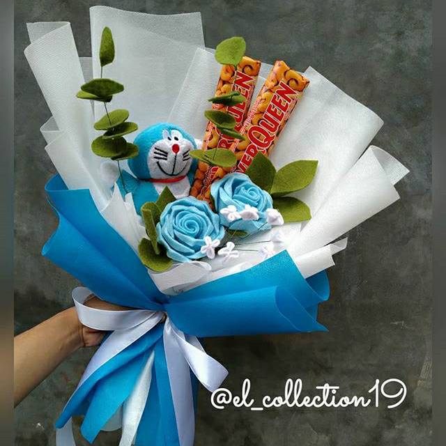 Jual Buket Bunga Coklat Doraemon | Shopee Indonesia