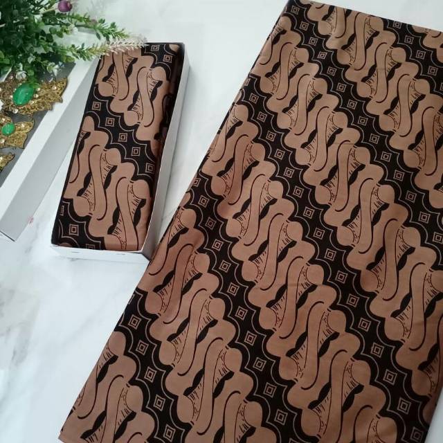 Jual Kain Batik Print Warna Coklat | Shopee Indonesia