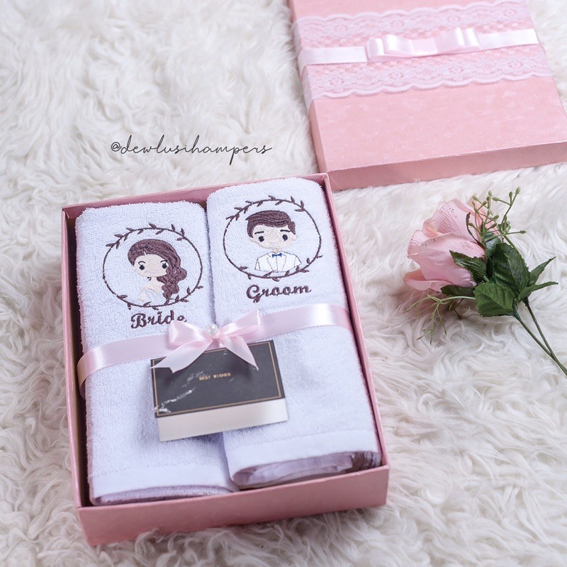 +22 Wedding Gift Indonesia 2022