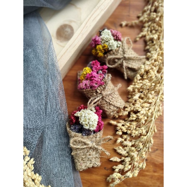Jual buket bunga kering edelweiss mini bouquet dried flower Indonesia