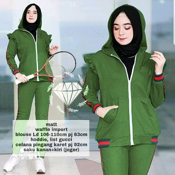 Baju Olahraga Wanita Kekinian BAJUKU