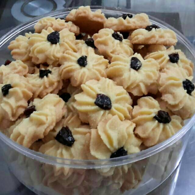 Kue kering / cookies semprit Shopee Indonesia