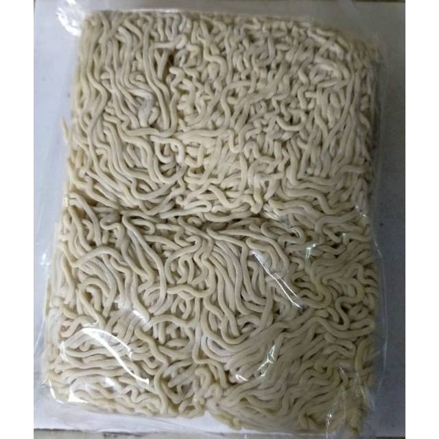 Jual Mie Mentah/Mie Basah/Mie Ayam/Mie Polos kecil & Lebar 500gram/bks