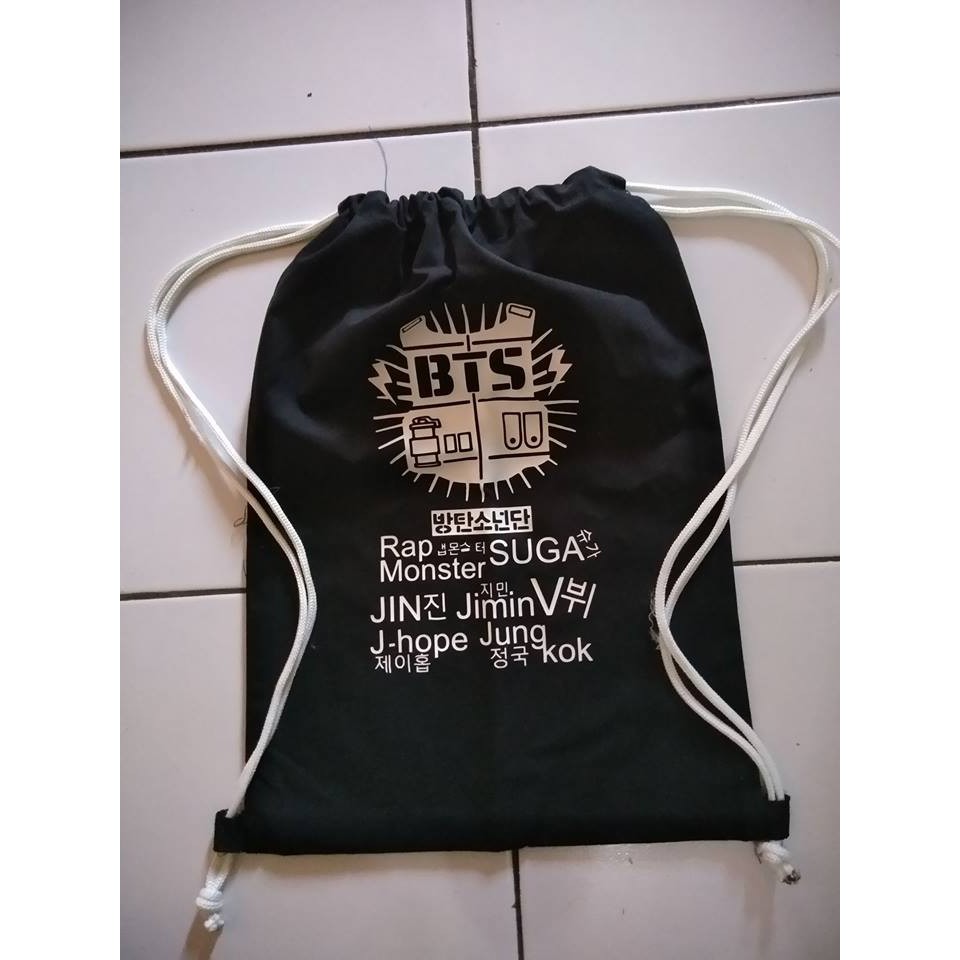 tas serut kpop / tas serut bts Shopee Indonesia