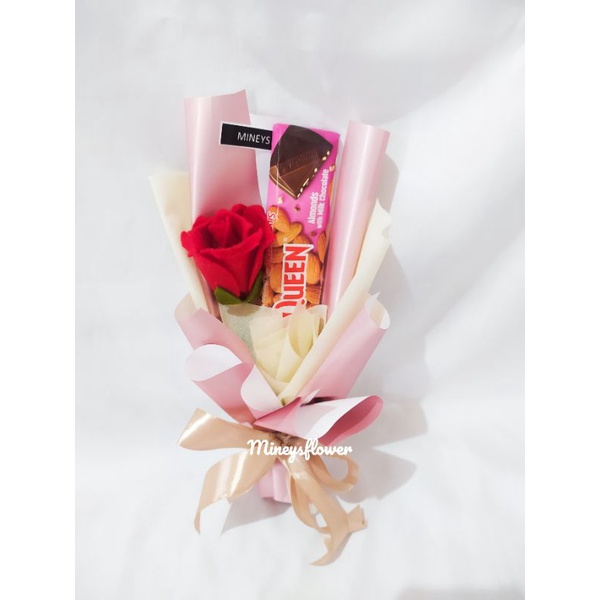 Jual Mini Bouquet Silverqueen/Buket Mini Coklat/Buket Coklat Wisuda Ulang Tahun Anniversary Souvenir | Shopee Indonesia