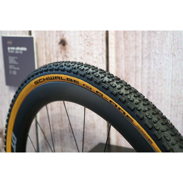 Jual Schwalbe G-One Ultrabite 28 X 1.50 2021 Addix Perf Raceguard Tle Classic Tan Skin Wall 700X38 700 3 | Shopee Indonesia