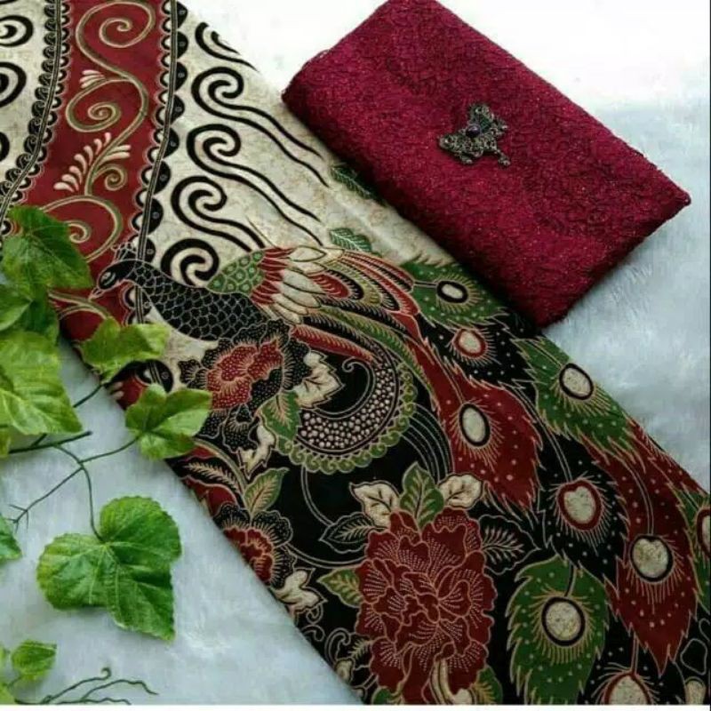 Kain Batik Pekalongan Jarik Kebaya Coupe Set Brokat Katun Primis Sogan