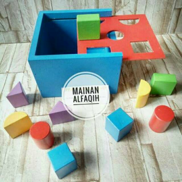 Jual Mainan Edukasi Anak Kotak Pas Bentuk Geometri Warna Warni | Shopee Indonesia