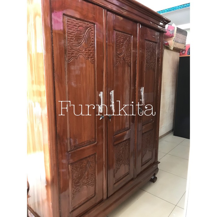 LEMARI PAKAIAN KAYU 3 PINTU SEMI JATI | Shopee Indonesia