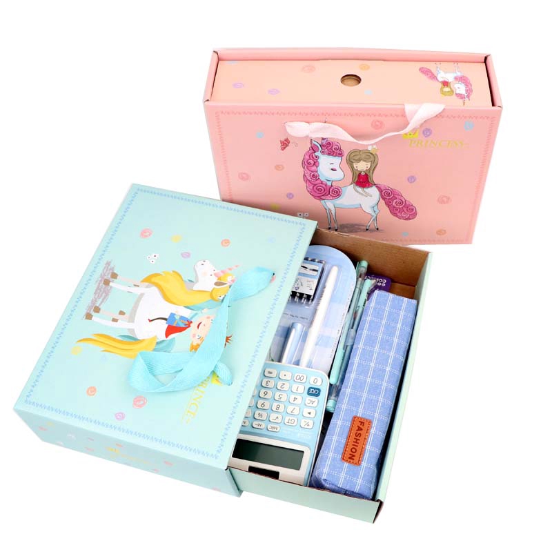 Lebih banyak tren hadiah untuk siswa sekolah menengah. hadiah hadiah