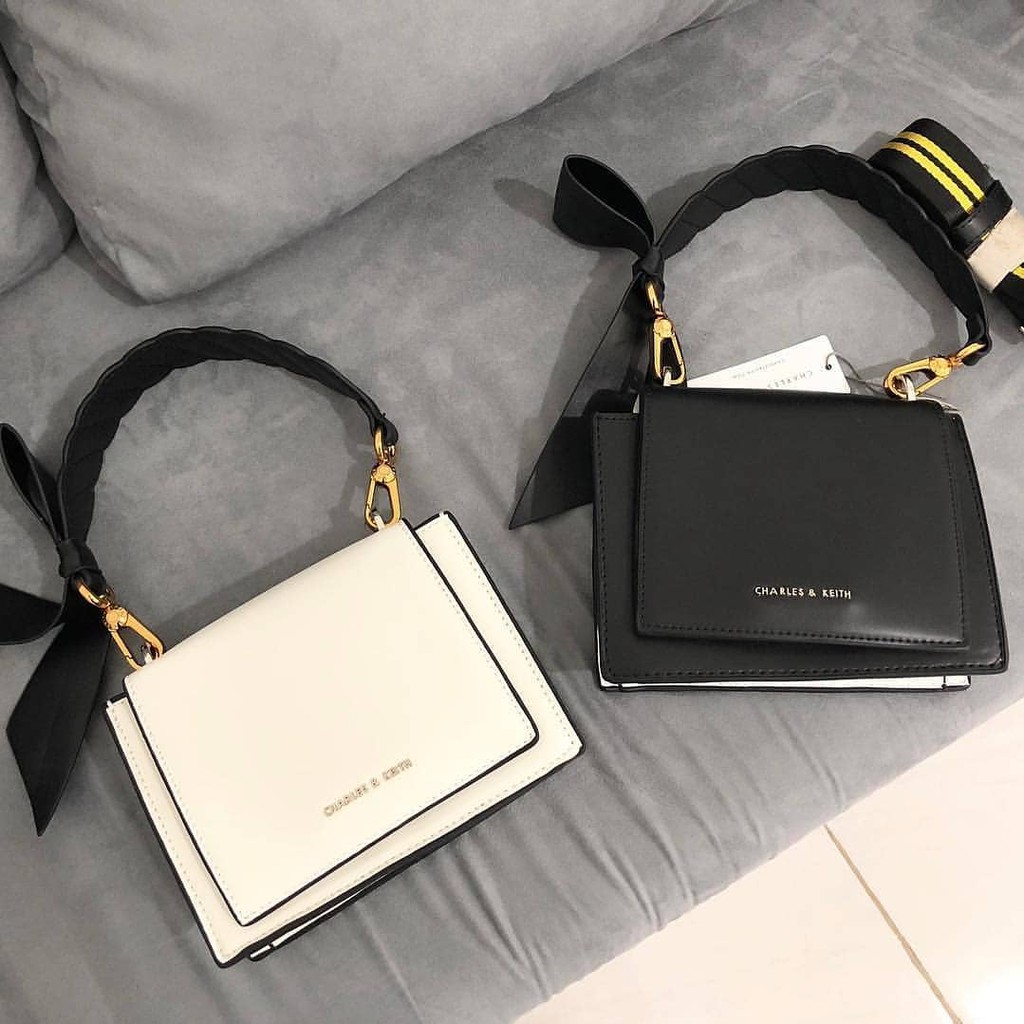 Harga asli tas Charles and Keith
