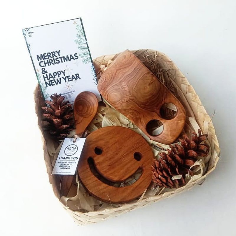 HAMPERS NATAL CHRISTMAS GIFT BOX KADO HADIAH PERNIKAHAN