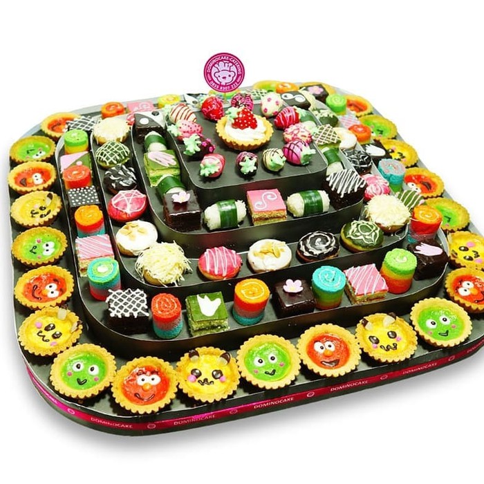 Contoh Banner Kue Basah desain banner kekinian