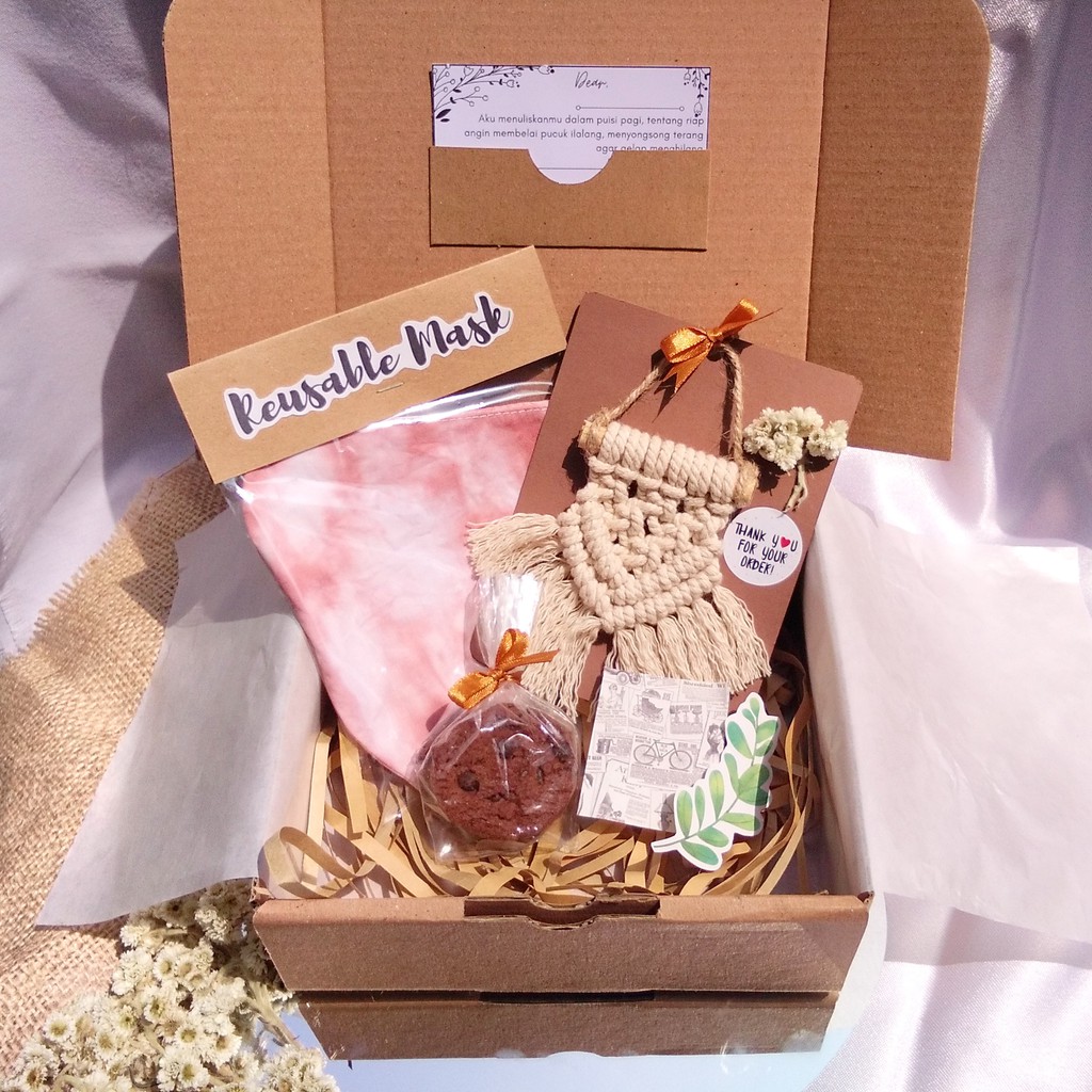 GIFT BOX BIRTHDAY WISUDA ANNIVERSARY MURAH Shopee