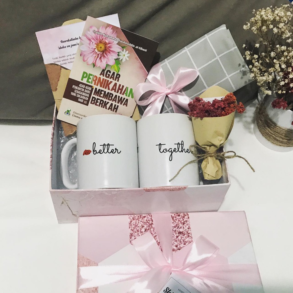 JC Sourire Hampers Mug Custom / Wedding Gift / Graduate Gift / Hadiah