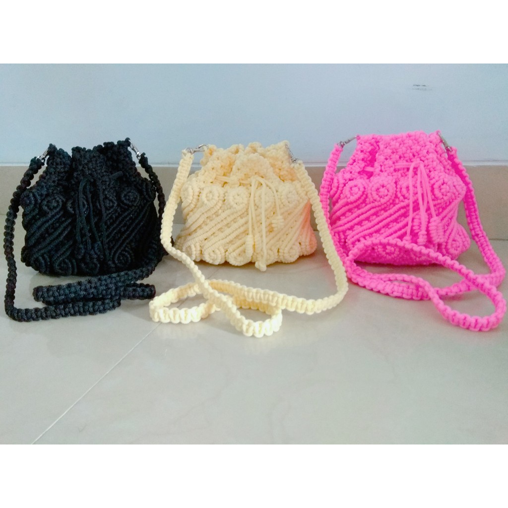 Tas Tali Kur Bulat Cari Pembahasannya