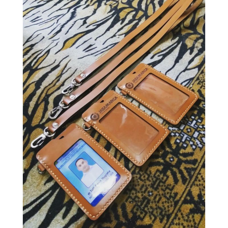 Jual LANYARD ID CARD KULIT CUSTOM ID CARD HOLDER KULIT TEMPAT ID CARD