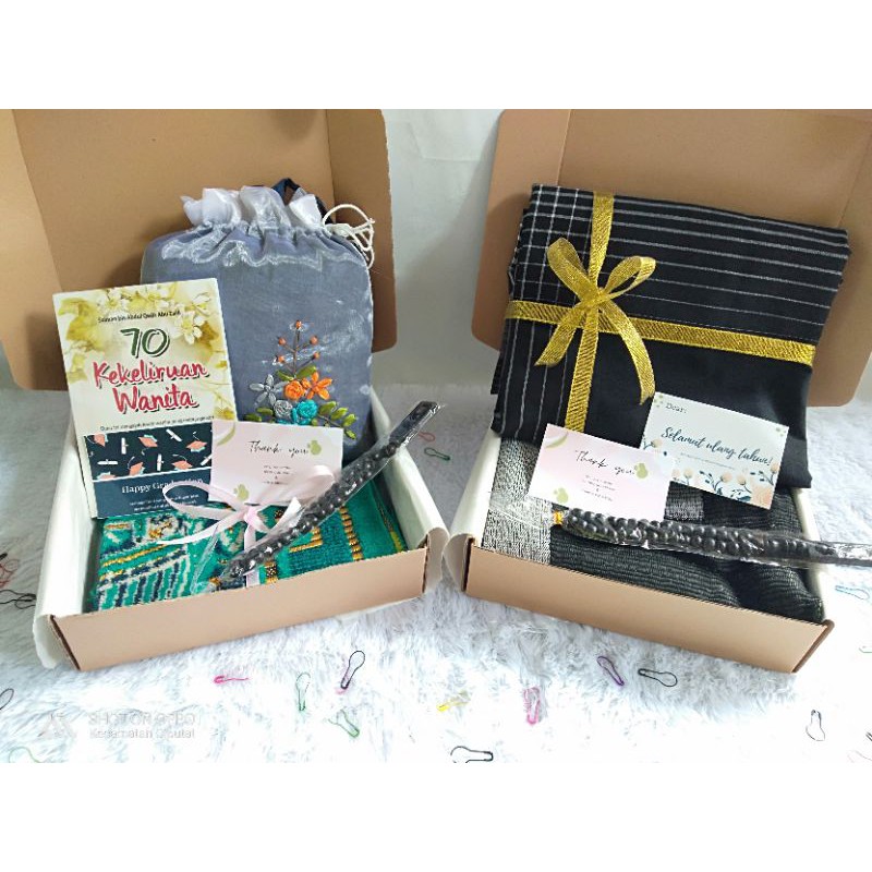 Hampers Alat sholat pria/wanita.Sarung/mukena, gift, kado
