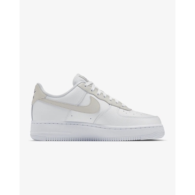 Jual Nike Air Force 1 '07 Womens Summite White Light Bone Original Resmi | Shopee Indonesia