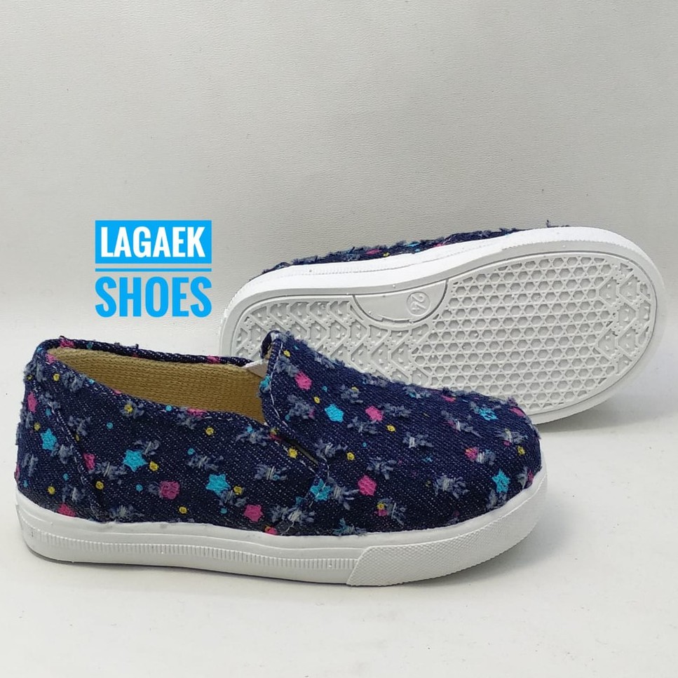 Sepatu Anak Perempuan Usia Size 5 6 7 Tahun Motif Bunga NAVY Sepatu