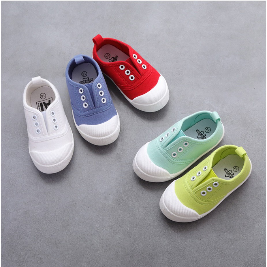 [LOGU] Sepatu sneaker tanpa tali model baru, Sepatu Sepatu vans tanpa