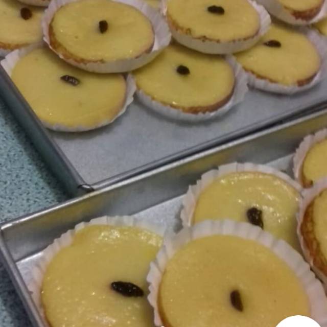 Kue lumpur kentang murah, enak, gurih dan halal di jakarta Shopee